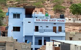 Sunshine Guest House & Restaurant